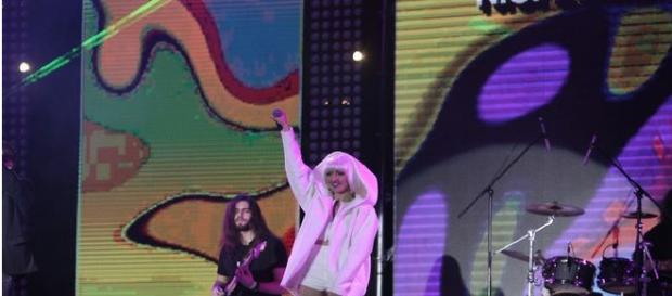 Lidia Buble pusă la zid de un pastor penticostal Lidia Buble pusă la zid de un pastor penticostal