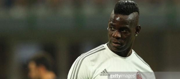 Mario Balotelli encore dehors ? Mario Balotelli encore dehors ?