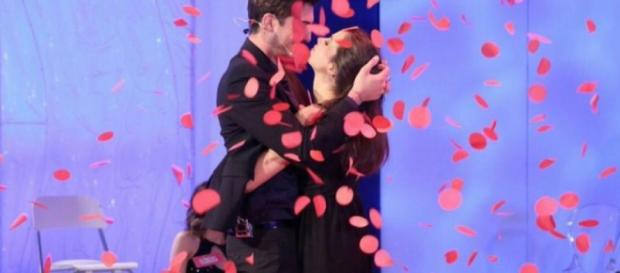 Oscar Branzani ed Eleonora Rocchini, la vita dopo la scelta e la reazione di Chiara Biasi Oscar Branzani ed Eleonora Rocchini, la vita dopo la scelta e la reazione di Chiara Biasi