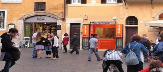 Siamo ad Istanbul? Ad Amsterdam? No in Piazza della Rotonda! Siamo ad Istanbul? Ad Amsterdam? No in Piazza della Rotonda!