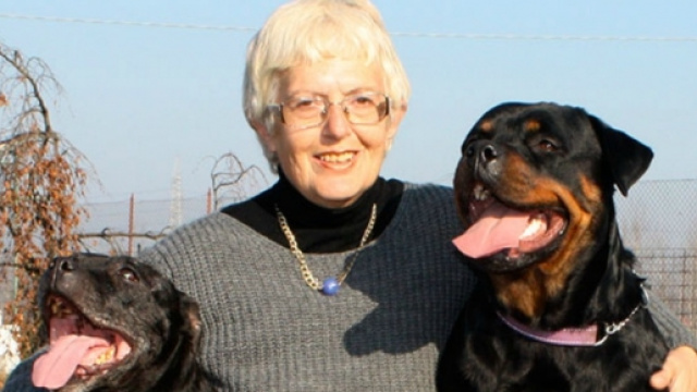 Addio a Varia Rossi, cinofila e ideatrice di "Ti presento il cane"