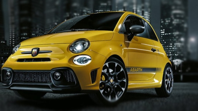 Nuova Abarth 595: cambia design e motore.