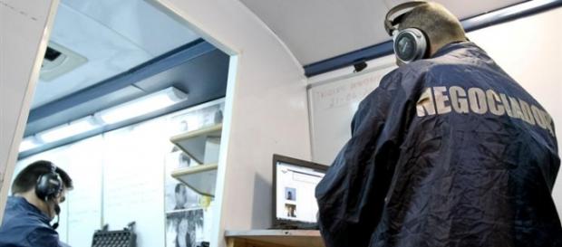 A arma dos negociadores da PSP é a palavra A arma dos negociadores da PSP é a palavra