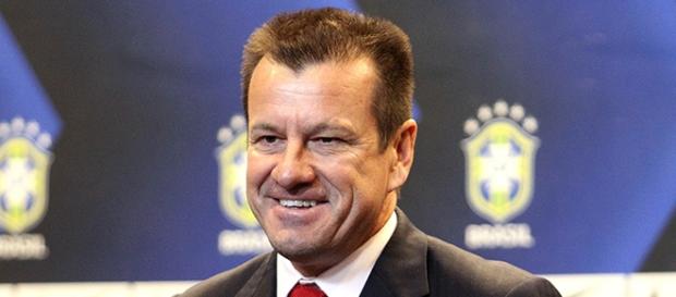 Dunga vai comandar a seleção nos jogos Dunga vai comandar a seleção nos jogos