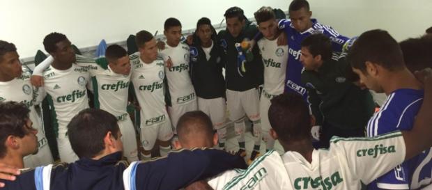 Elenco Sub-20 do Palmeiras (Foto: Cesar Greco/Ag Palmeiras/Divulgação) Elenco Sub-20 do Palmeiras (Foto: Cesar Greco/Ag Palmeiras/Divulgação)