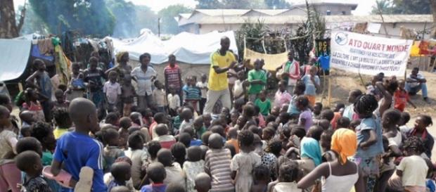Une meilleure réponse aux crises humanitaires Une meilleure réponse aux crises humanitaires