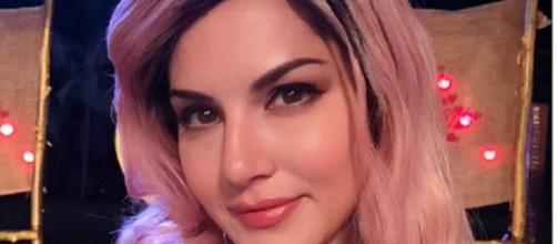 Sunny Leone Changes Hair Color From Blue And Purple To Pink