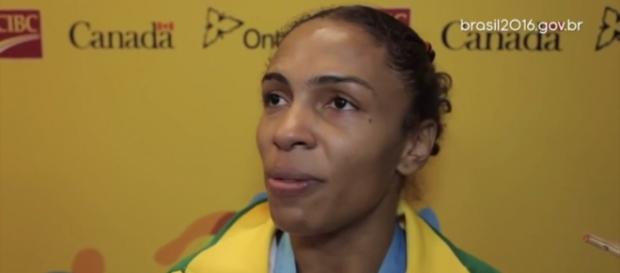 Érika Miranda é uma das grandes apostas para o #Rio2016. (Via Youtube) Érika Miranda é uma das grandes apostas para o #Rio2016. (Via Youtube)