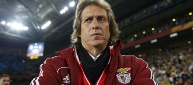 Jesus dispensou o zagueiro no Benfica Jesus dispensou o zagueiro no Benfica