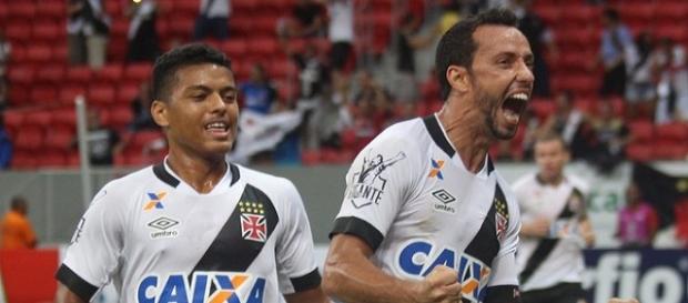 Nenê foi o destaque da partida marcando dois gols. Nenê foi o destaque da partida marcando dois gols.