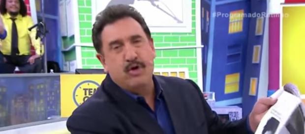 Ratinho detona famosos por causa da Lei Rouanet Ratinho detona famosos por causa da Lei Rouanet
