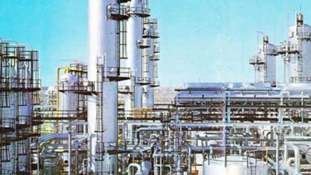 Bloccate le raffinerie in Francia