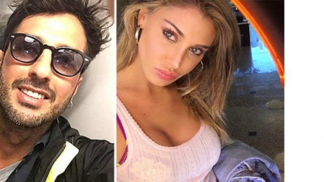 Gossip: vacanze ad Ibiza per Belen Rodriguez e Fabrizio Corona.