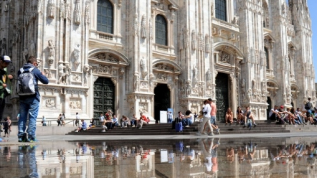 Maltempo a Milano. Evacuazioni e caos nel traffico