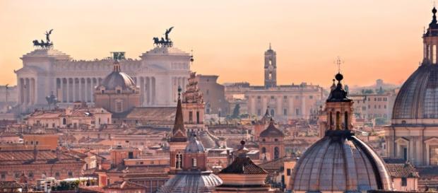 Una visuale della città di Roma. Una visuale della città di Roma.