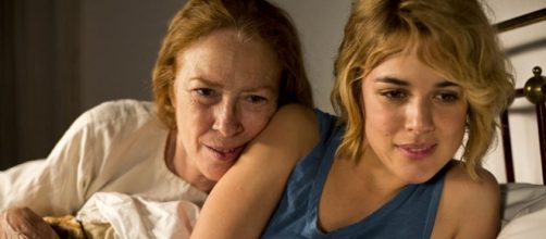 Yulieta e la madre malata nel film di Almodovar