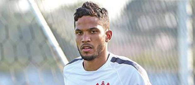Corinthians aguarda o julgamento do zagueiro Yago Corinthians aguarda o julgamento do zagueiro Yago