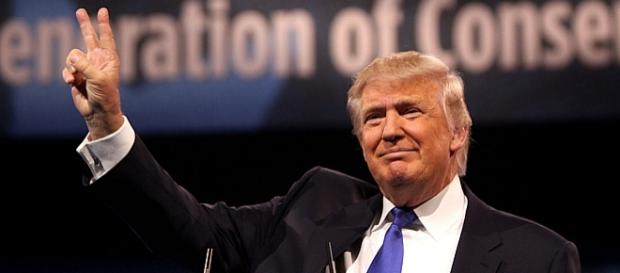 Triumfujący (czy na długo?), antysystemowy Donald Trump Triumfujący (czy na długo?), antysystemowy Donald Trump