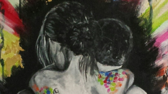 Chiara Lovera - L'abbraccio (opera in mostra presso Over the rainbow)