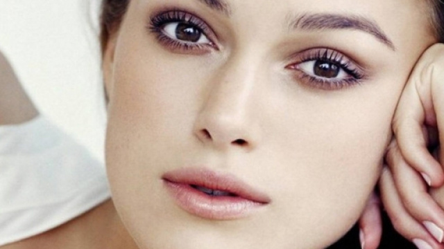 Keira Knightley è stata duramente attaccata da John Carney.