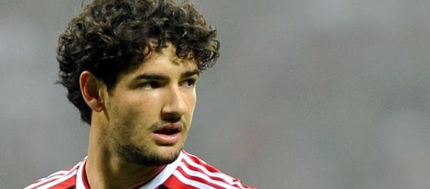 Alexandre Pato pode desembarcar no Palmeiras em 2016 Alexandre Pato pode desembarcar no Palmeiras em 2016