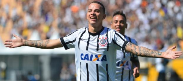 O atacante se destacou nas categorias de base O atacante se destacou nas categorias de base