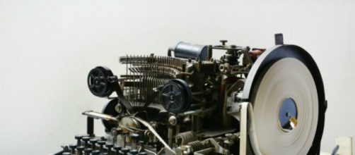 Super-Enigma venduta su e-Bay: macchina di Hitler