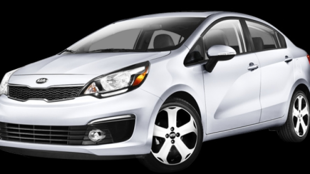 Arriva la nuova Kia Rio 2016 restyling