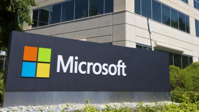 Microsoft: il colosso della tecnologia dichiara guerra alla banalità