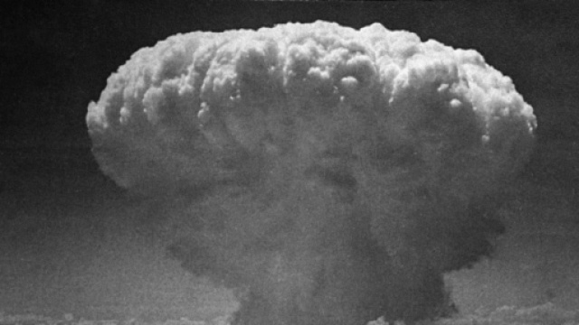 Storica visita di Obama in Giappone