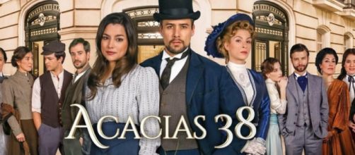 Acacias 38, Justo e Manuela centrali