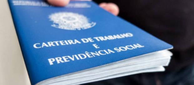 Desemprego bate recorde em 2016 Desemprego bate recorde em 2016