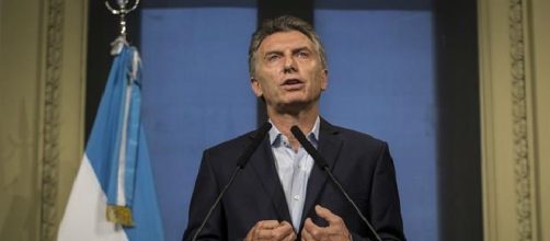 Conferencia de prensa de Macri, pidiendole a Massa que no apoye la ley anti despidos