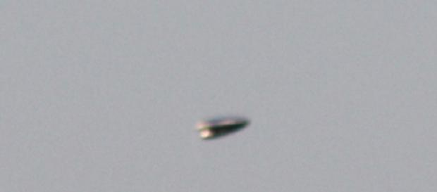 Ufo ad Antalya in Turchia avvistato da un testimone all'uscita di un hotel. Ufo ad Antalya in Turchia avvistato da un testimone all'uscita di un hotel.