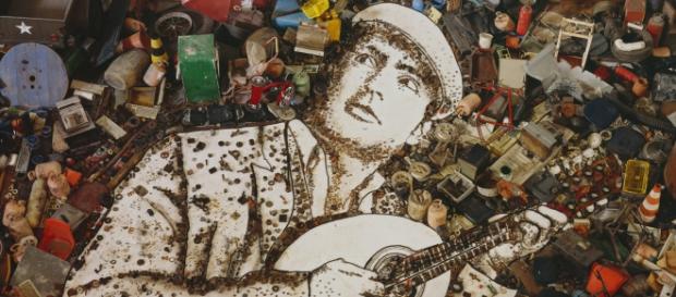Foi através do lixo que o artista Vik Muniz fez um dos seus mais importantes trabalhos. E você, o que pode fazer com o que está a sua volta? Foi através do lixo que o artista Vik Muniz fez um dos seus mais importantes trabalhos. E você, o que pode fazer com o que está a sua volta?