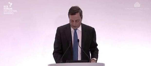 Mario Draghi sottoscrisse derivati per conto dello stato italiano che ci costeranno decine di miliardi. Mario Draghi sottoscrisse derivati per conto dello stato italiano che ci costeranno decine di miliardi.