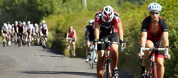 O ciclismo de estrada foi a primeira modalidade a ser disputada em cima de uma bicicleta. O ciclismo de estrada foi a primeira modalidade a ser disputada em cima de uma bicicleta.
