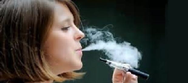 Se comprovo que Twitter ayuda de dejar el cigarro Se comprovo que Twitter ayuda de dejar el cigarro