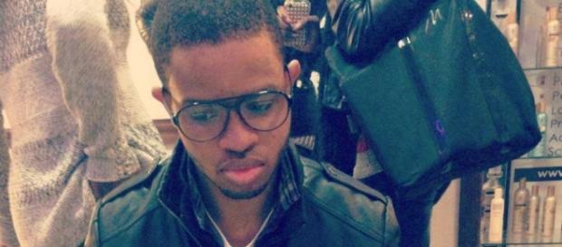 Steevy a 27 ans, il est le créateur du site MusicFeelings. Steevy a 27 ans, il est le créateur du site MusicFeelings.