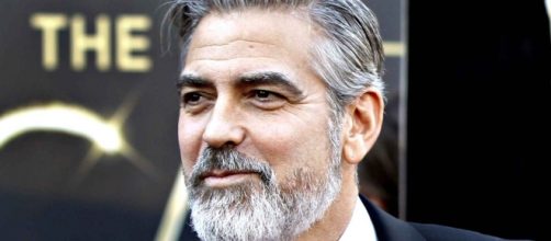 Il cinquantacinquenne attore George Clooney