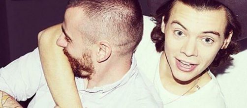 Matt Irwin e Harry Styles (One Direction)