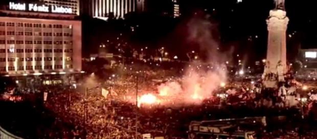 Benfica quer continuar a festejar na rotunda Benfica quer continuar a festejar na rotunda