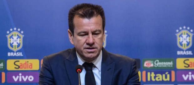 Dunga divulga lista dos convocados, dentre eles, 7 olímpicos Dunga divulga lista dos convocados, dentre eles, 7 olímpicos