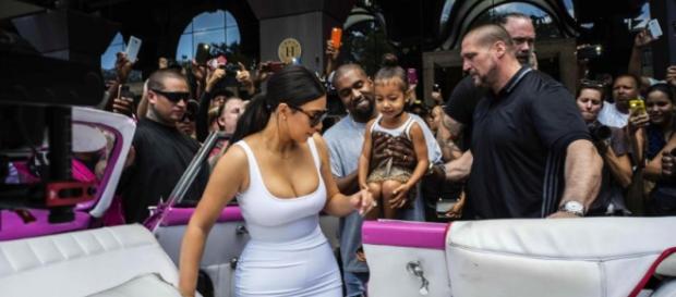 Kim, Kanye y North West en Cuba Kim, Kanye y North West en Cuba