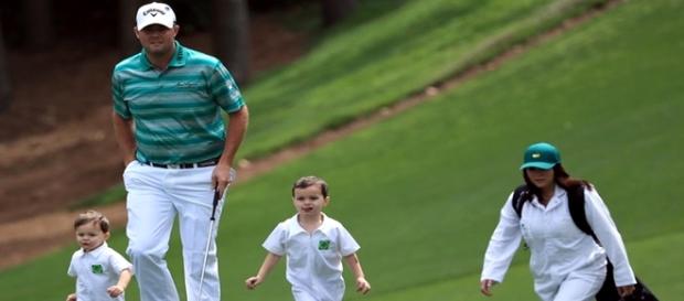 O golfista Marc Leishman e sua família O golfista Marc Leishman e sua família