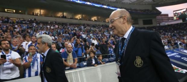Pinto da Costa está obrigado a vender os craques Pinto da Costa está obrigado a vender os craques