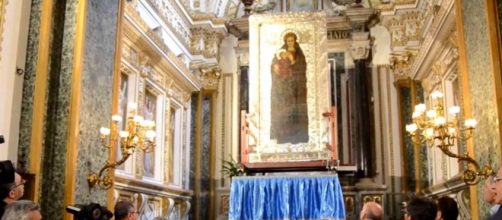 Festa della Madonna di Capocolonna. Fonte :https://www.youtube.com/watch?v=WLA6r7KZSyU