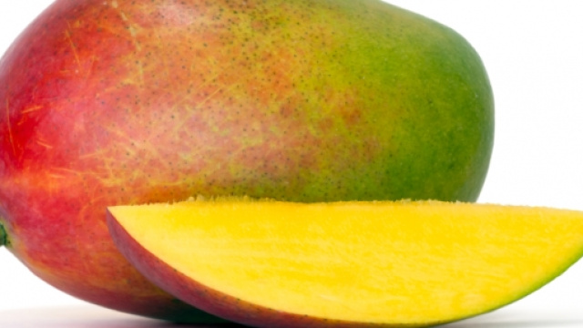 Il mango un frutto dalle interessanti proprietà salutari