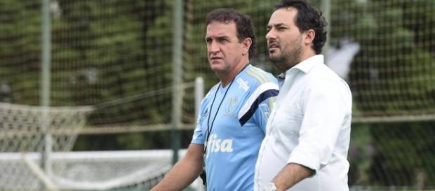 Alexandre Mattos caminha com Cuca na Academia Alexandre Mattos caminha com Cuca na Academia