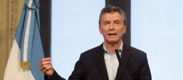 Después de negar la ola de despidos, Macri convocó a empresarios Después de negar la ola de despidos, Macri convocó a empresarios